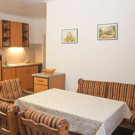 Haus Woehling דירה